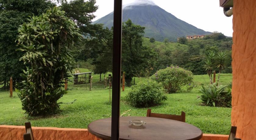 Готель Cabinas Los Guayabos La Fortuna Екстер'єр фото