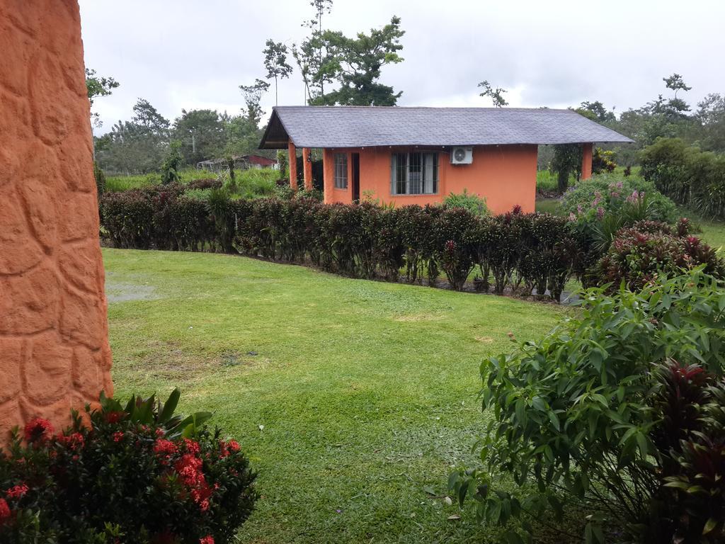 Готель Cabinas Los Guayabos La Fortuna Екстер'єр фото