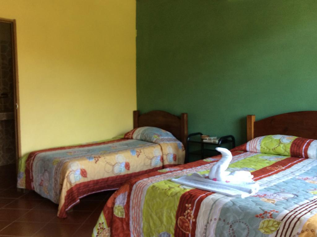 Готель Cabinas Los Guayabos La Fortuna Екстер'єр фото