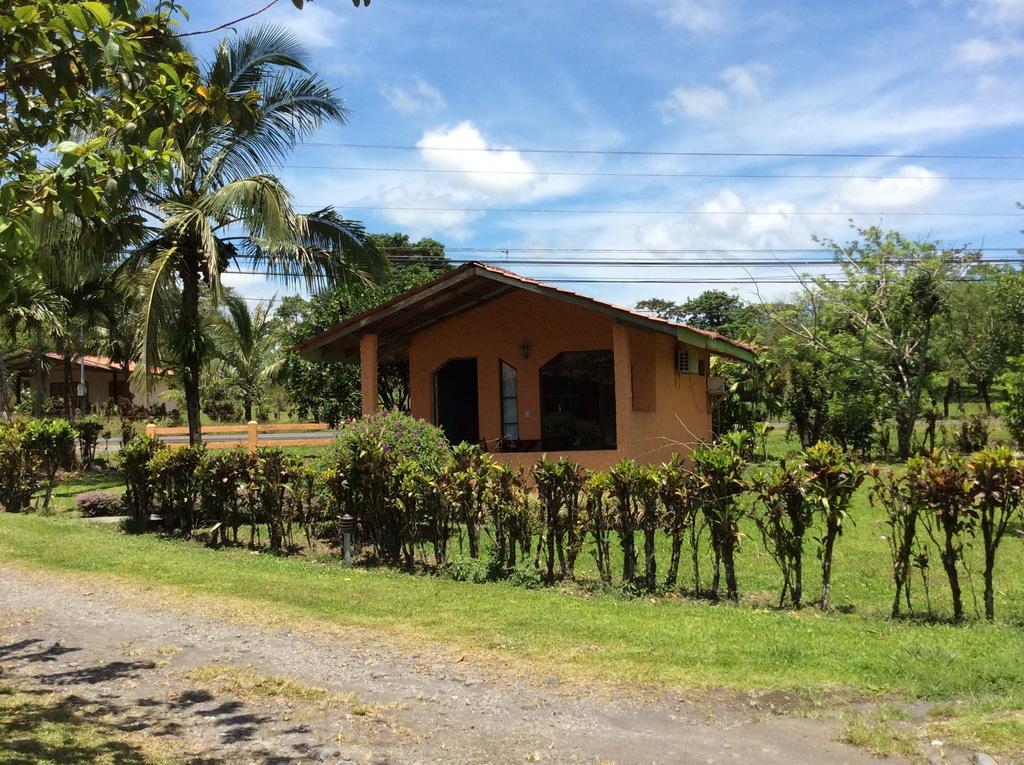 Готель Cabinas Los Guayabos La Fortuna Екстер'єр фото