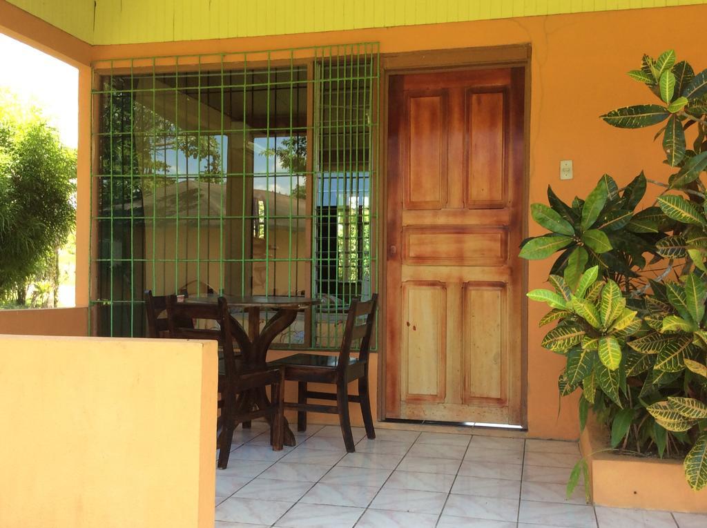 Готель Cabinas Los Guayabos La Fortuna Екстер'єр фото