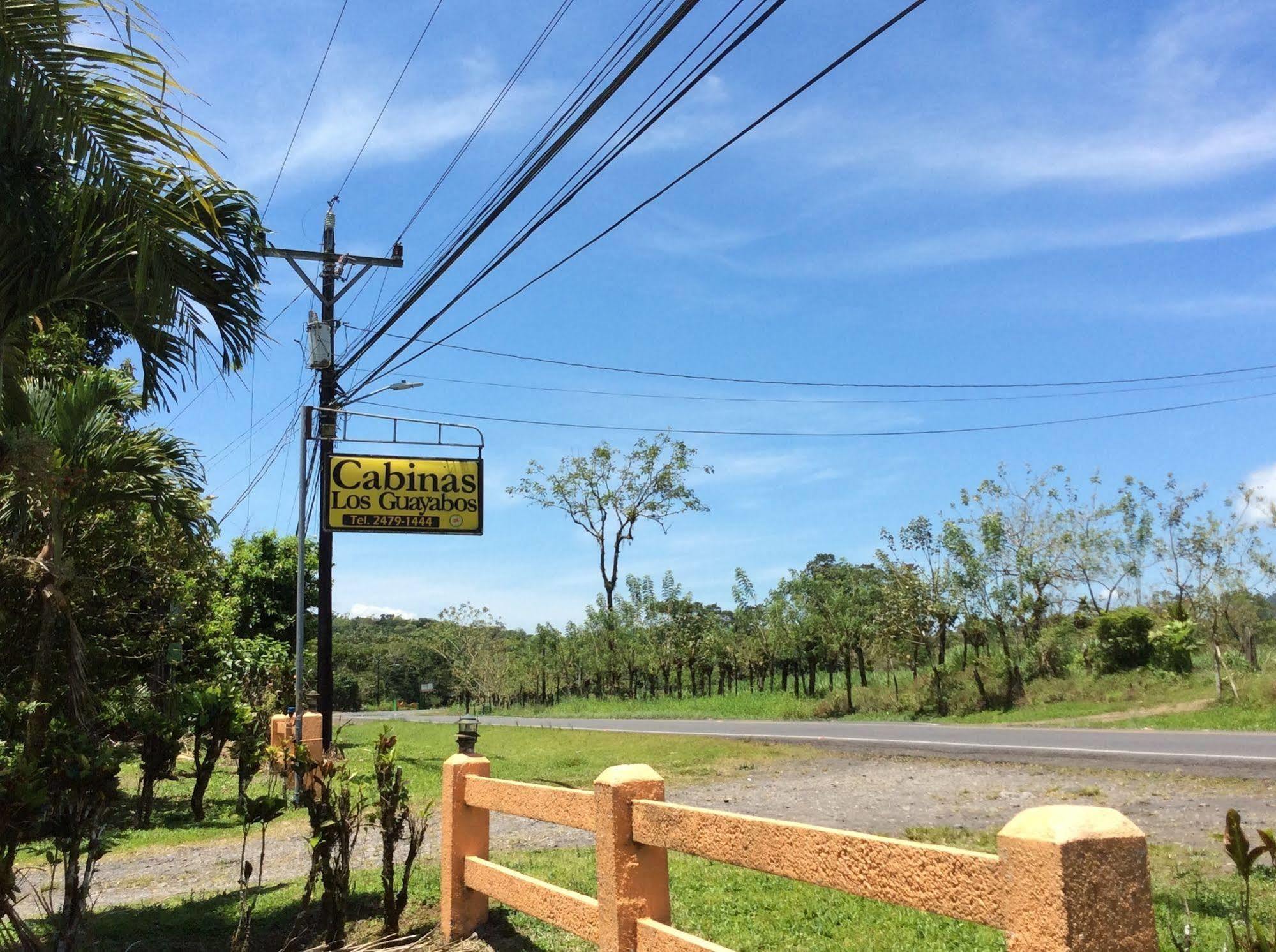 Готель Cabinas Los Guayabos La Fortuna Екстер'єр фото