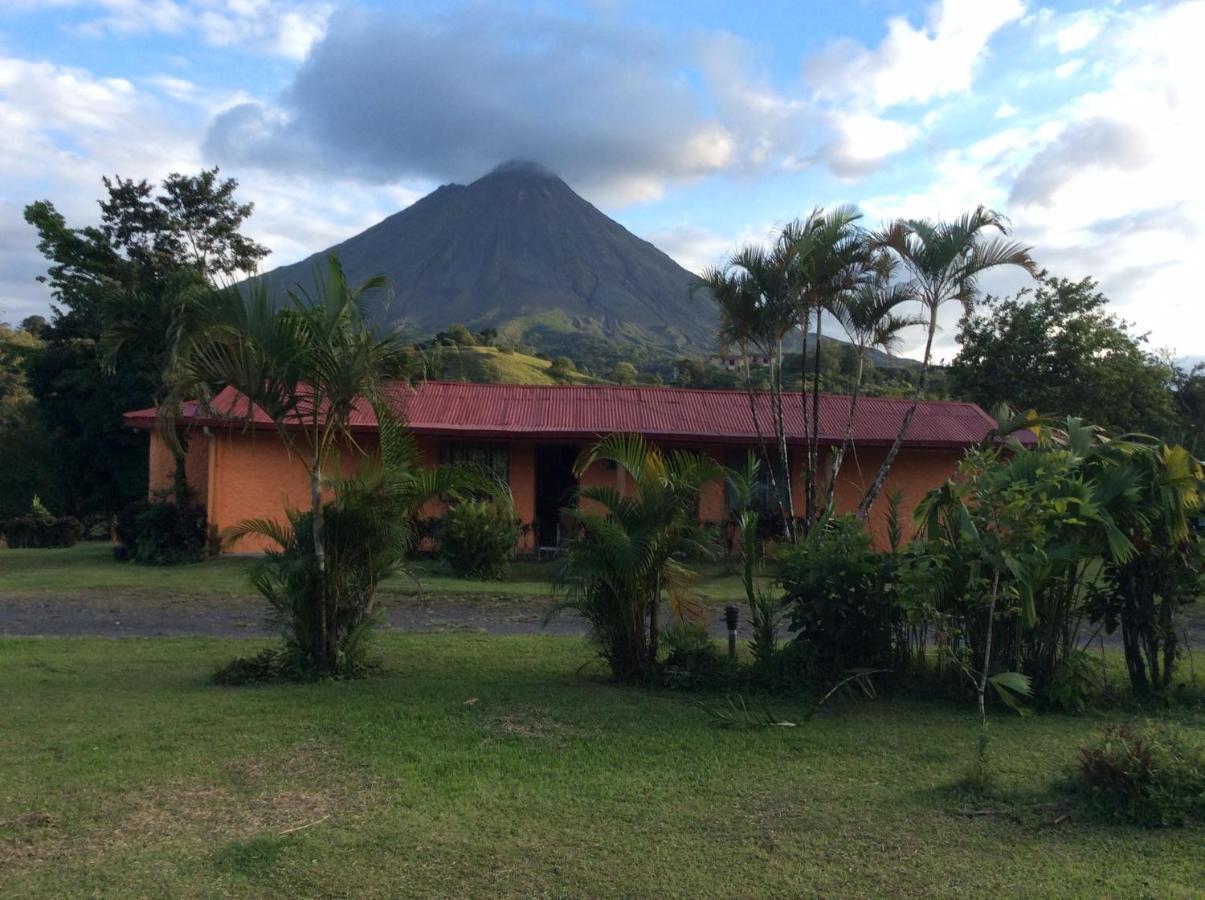 Готель Cabinas Los Guayabos La Fortuna Екстер'єр фото