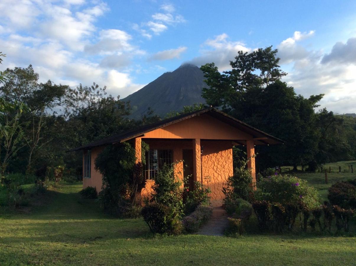 Готель Cabinas Los Guayabos La Fortuna Екстер'єр фото